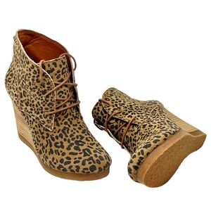 Lucky Brand women's Taheeti suede leopard print booties size 6.5